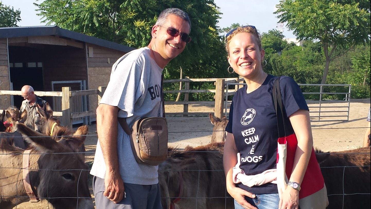 Paolo è un adottante a distanza da oltre 10 anni e ha deciso di sostenere Save the Dogs garantendo agli ospiti del nostro rifugio a Cernavoda, in Romania, cibo, cure veterinarie e un luogo sicuro dove essere protetti